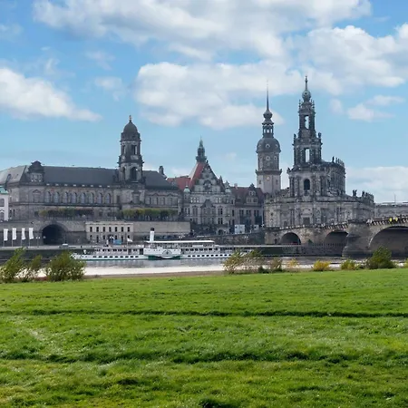 Limehome Tannenstrasse Дрезден