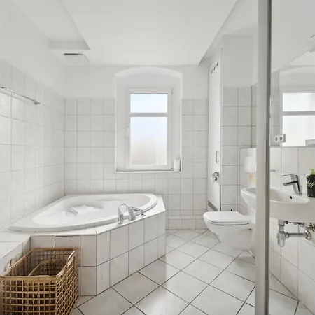 Limehome Tannenstrasse *