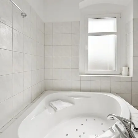 Limehome Tannenstrasse Apartamento *